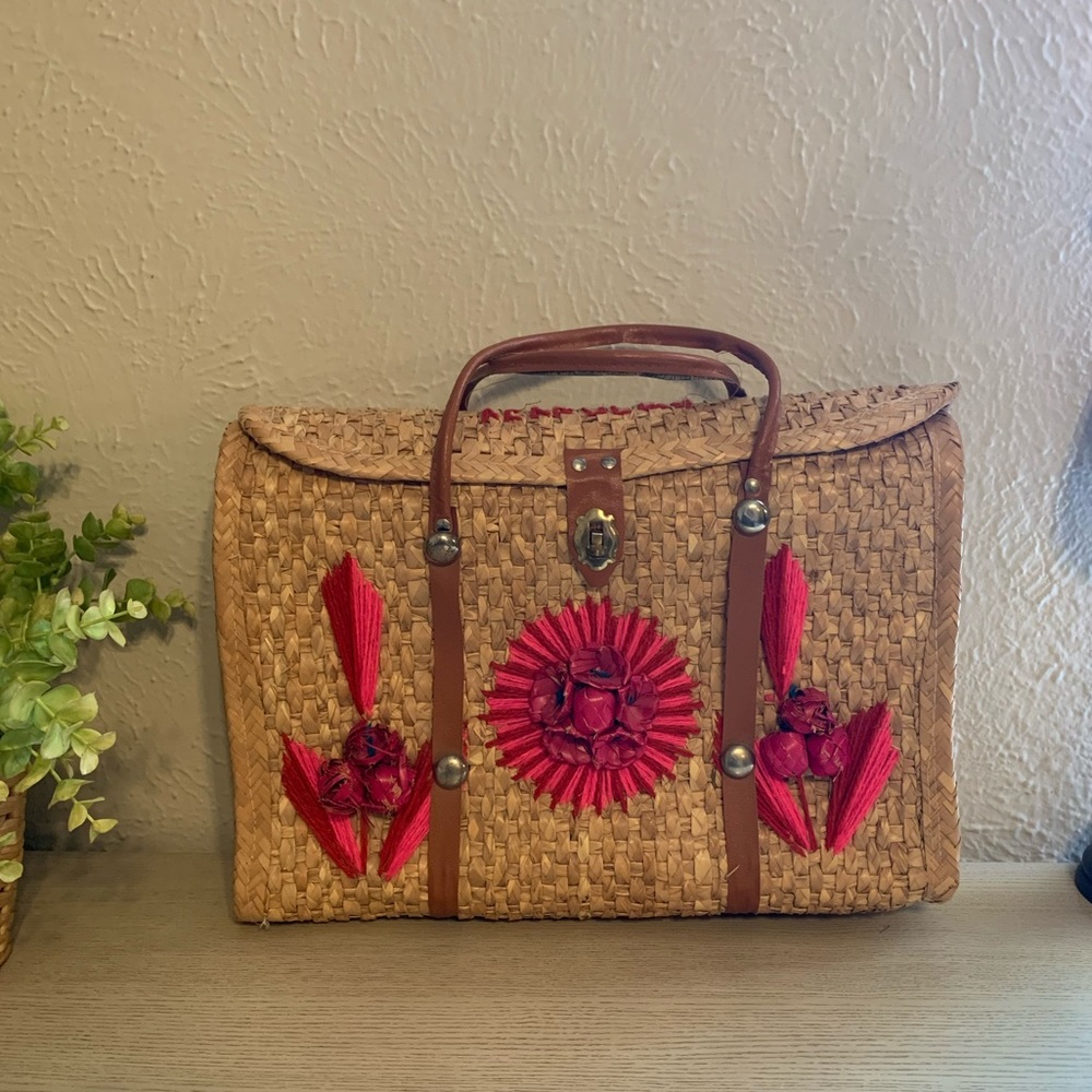 Vintage Acapulco Straw Bag Embroidered